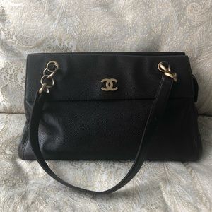 Vintage CHANEL Shoulder Bag